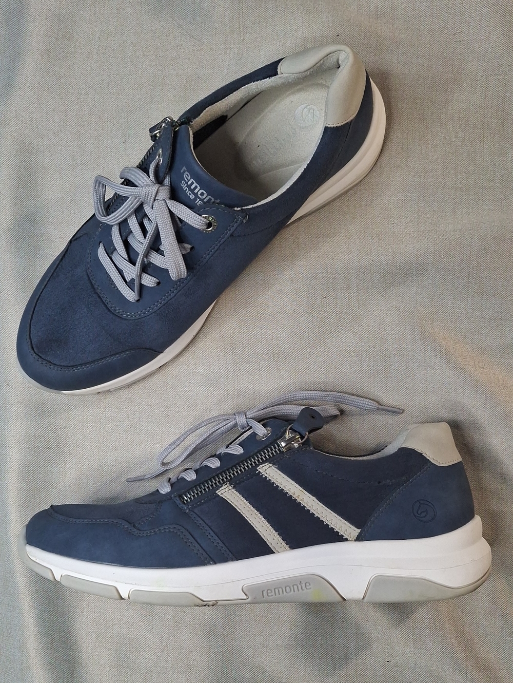 Remonte Navy and Light Gray Men's Lace-Up Sneakers with Side Zipper
